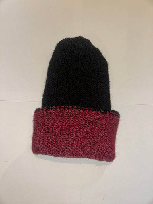 Black Plum Reversible Beanie handmade wooly hat in black and deep purple.